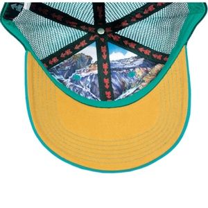 Meridian Line Simple Trucker Hat - Unisex